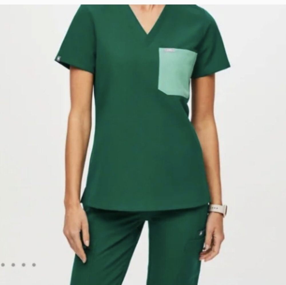 Figs Hunter Green Catarina Scrub Top